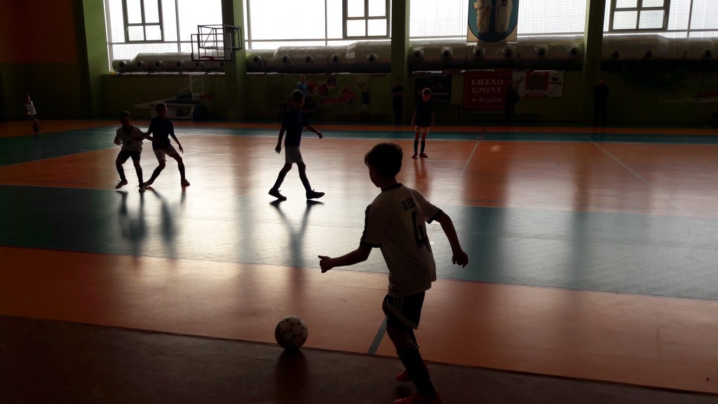 Młodzieżowy Turniej Halowej Piłki Nożnej o Puchar Wójta Gminy Rząśnia-relacja