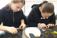 598571106_122378423876214596_2790638105207482535_n