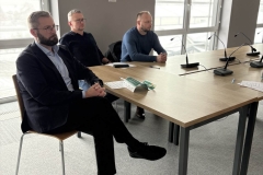 20251126_104005161_iOS