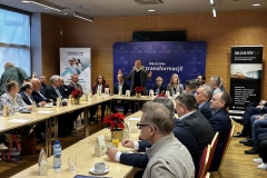 598015990_122148958982872655_1310072274033119396_n