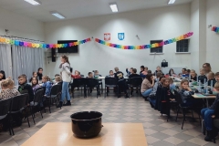 06d65d44-1aa5-4eb3-8931-5efbe053a445