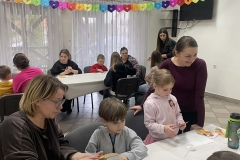 bb980fba-8702-4de3-8f75-feace16cf1d8