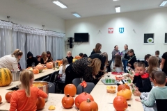 f1eba51a-80e9-401a-8b9b-3cc31111e401 f1eba51a-80e9-401a-8b9b-3cc31111e401