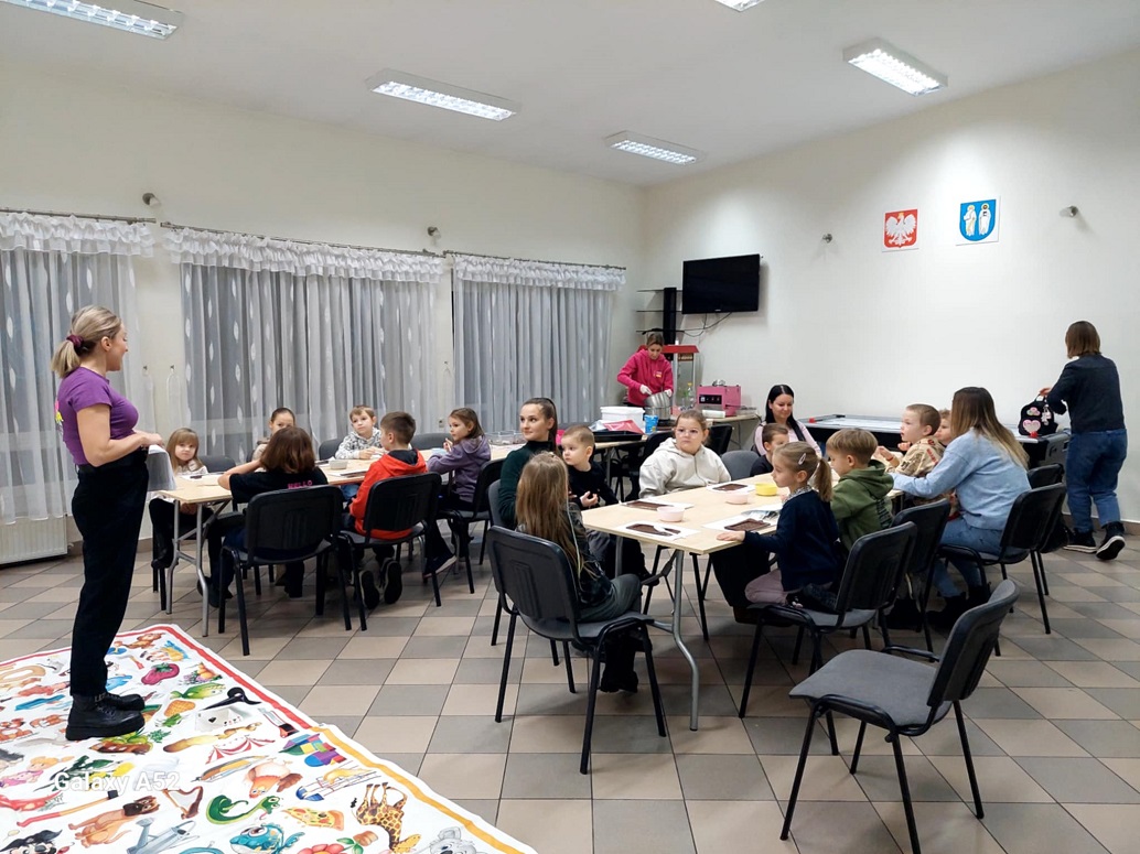 Czekoladowe warsztaty z okazji Dnia Babci i Dziadka w Bibliotece w Kodraniu