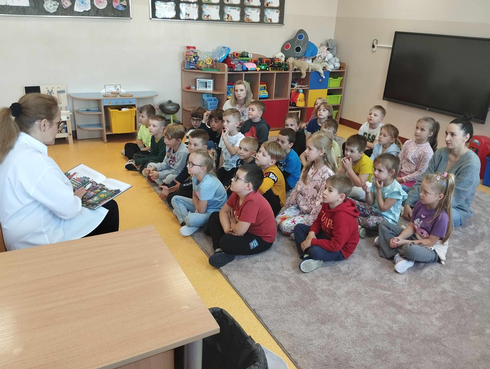 Zajęcia w ramach projektu "Nasza Mała Biblioteka"