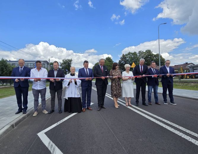 Relacja z uroczystego otwarcia drogi w Rząśni