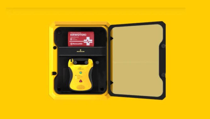 Defibrylator AED w Rząśni