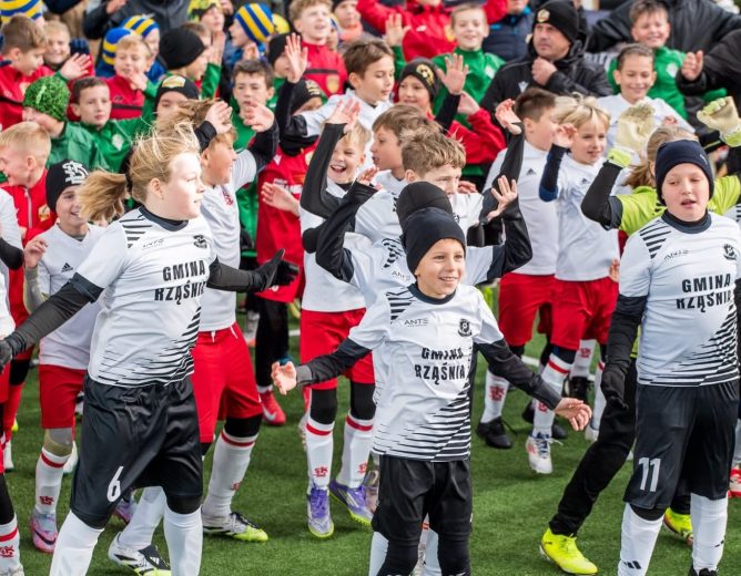 Dobry wynik młodzieży z Rząśni w 49. edycji Progress Cup