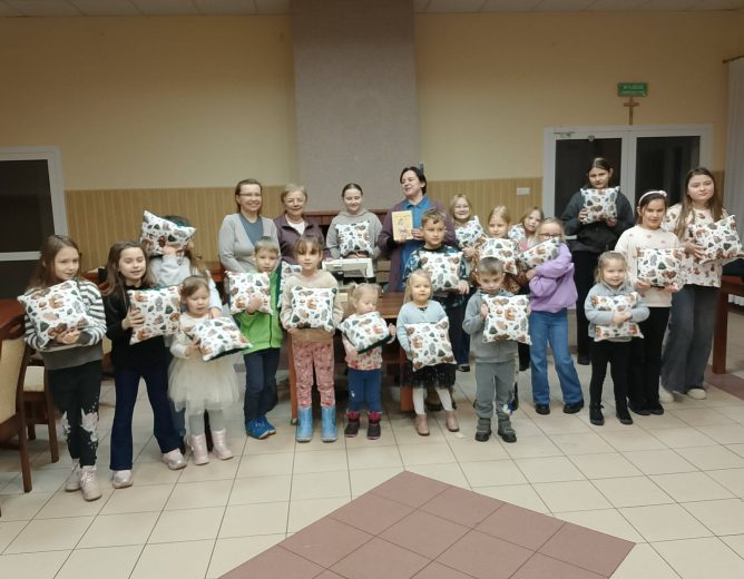 Warsztaty krawieckie w Stróży