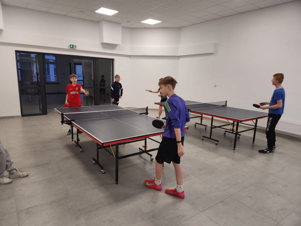 Turniej tenisa stołowego w Rząśni