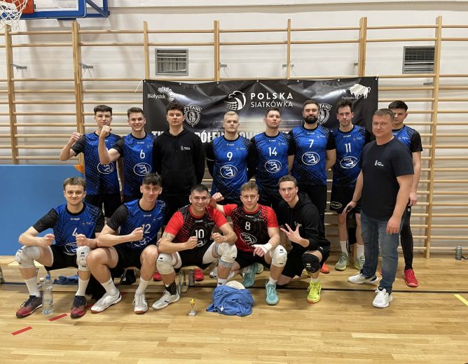 Czarni Rząśnia w finale walki o II ligę siatkówki