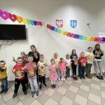 Warsztaty wielkanocne w bibliotece w Kodraniu