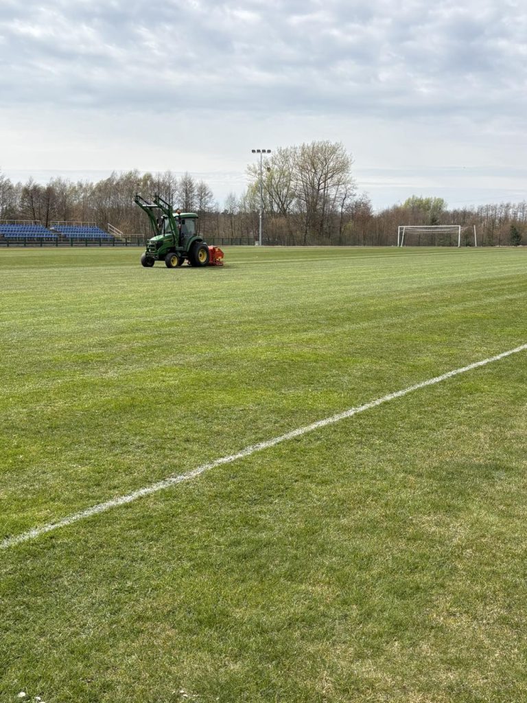 Prace na terenie Kompleksu Sportowo-Rekreacyjnego