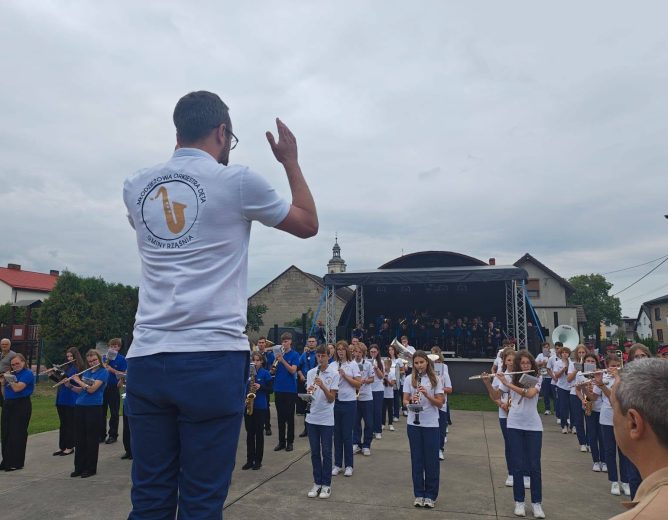MOD Gminy Rząśnia na Festiwalu Orkiestr Dętych „Lato na Marszową Nutę” w Dzietrzkowicach